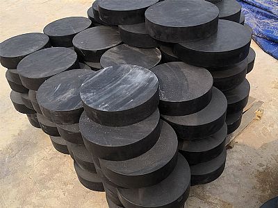 崇明区板式橡胶支座由若干层橡胶片与薄钢板经加压硫化